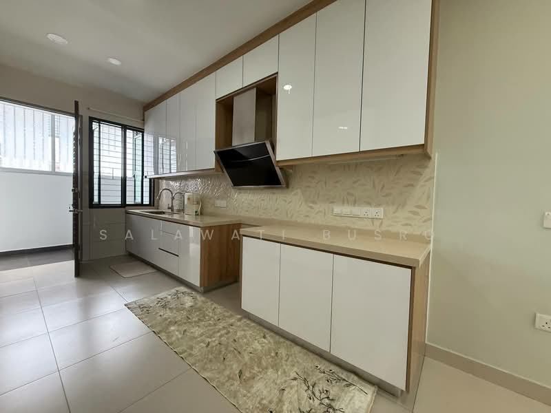 Terraced House for Sale in Elmina (Shah Alam) - Salawati Busro - Kitchen - PropertyGuru.com.my