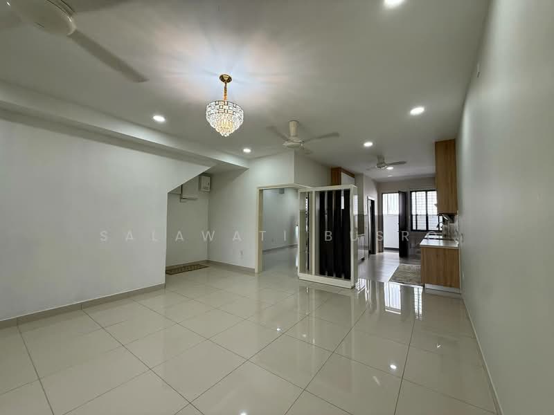 Terraced House for Sale in Elmina (Shah Alam) - Salawati Busro - Living Room - PropertyGuru.com.my