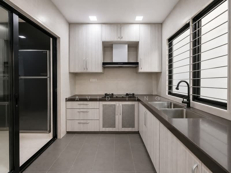 3-storey Terraced House for Sale in Lake Fields (Sungai Besi) - David Ting - Kitchen - PropertyGuru.com.my