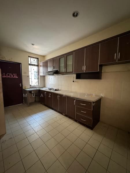 Rumah Teres 2-Tingkat untuk Dijual di Taman Permatang Sintok (Penaga) - Muaz Azizan - Kitchen - PropertyGuru.com.my