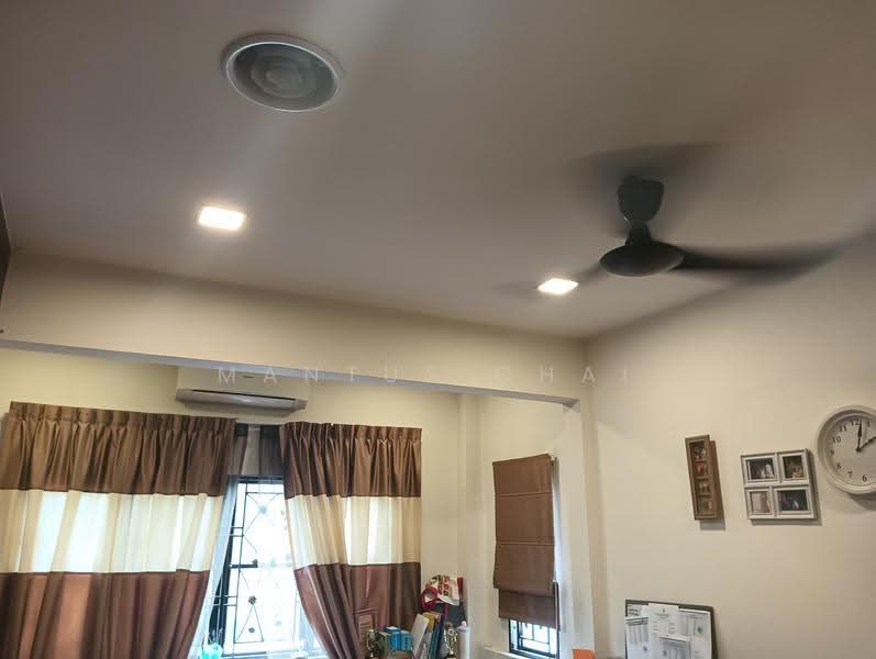 Rumah Teres 2-Tingkat untuk Dijual di Bukit Sungai Long 3 (Bandar Sungai Long) - Mantus Chai - Living Room - PropertyGuru.com.my