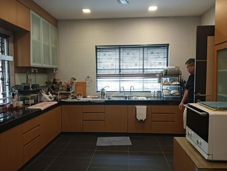 Rumah Teres 2-Tingkat untuk Dijual di Bukit Sungai Long 3 (Bandar Sungai Long) - Mantus Chai - Kitchen - PropertyGuru.com.my