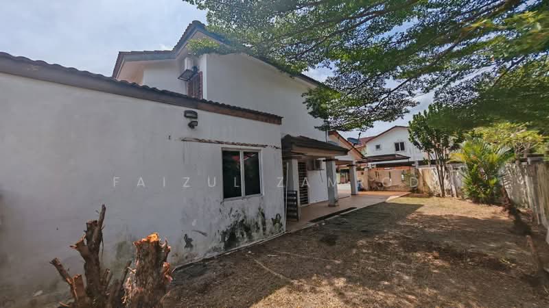 Rumah Teres 2 Tingkat untuk Dijual di Tanjong Duabelas (Selangor) - Faizul Zamrod - Exterior - PropertyGuru.com.my
