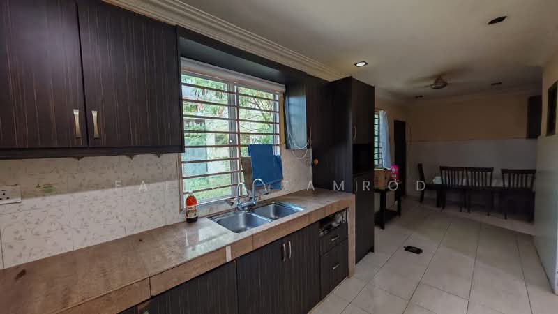 Rumah Teres 2 Tingkat untuk Dijual di Tanjong Duabelas (Selangor) - Faizul Zamrod - Kitchen - PropertyGuru.com.my
