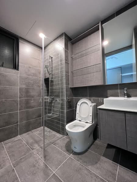 Service Residence for Rent at Millerz Square Serviced Residence - Jacky Wan - Bathroom - PropertyGuru.com.my
