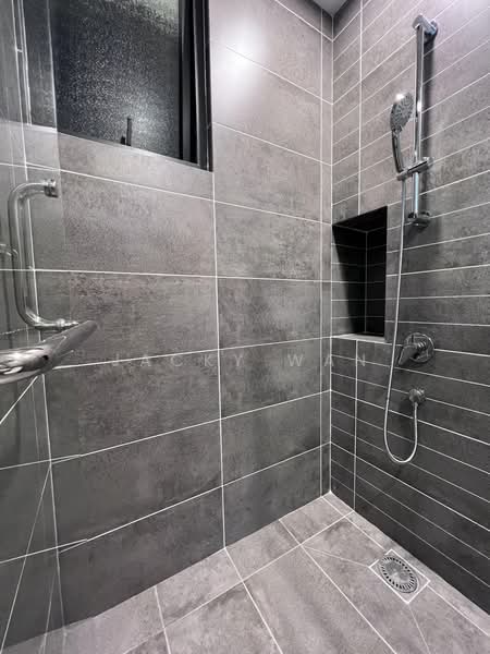 Service Residence for Rent at Millerz Square Serviced Residence - Jacky Wan - Bathroom - PropertyGuru.com.my