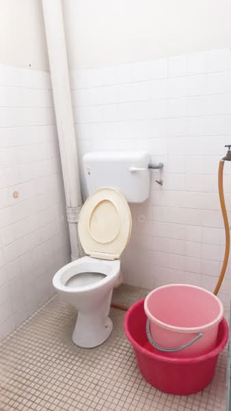 2-storey Terraced House for Sale in Taman Kajang Mewah (Kajang) - Max Low - Bathroom - PropertyGuru.com.my
