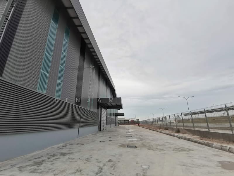 Detached Factory for Rent in Serendah (Selangor) - Benjamin Lai - Exterior - PropertyGuru.com.my