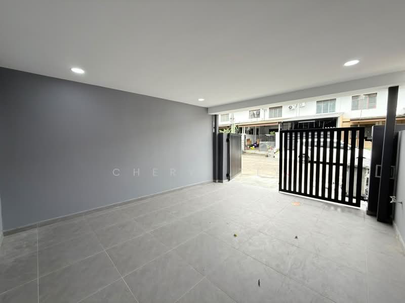 2-storey Terraced House for Sale in Taman Bukit Tiram (Ulu Tiram) - Cheryl Tey - Exterior - PropertyGuru.com.my