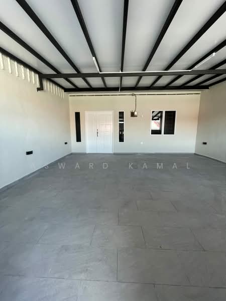 Rumah Teres untuk Dijual di Sikamat (Negeri Sembilan) - Asward Kamal - Entrance - PropertyGuru.com.my