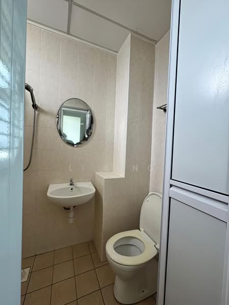 Pangsapuri untuk Dijual di Irama Villa - Li Fang - Bathroom - PropertyGuru.com.my