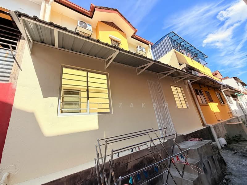 Rumah Teres 2-Tingkat untuk Dijual di Taman TTDI Jaya (Shah Alam) - AZMAN ZAKARIA - Exterior - PropertyGuru.com.my