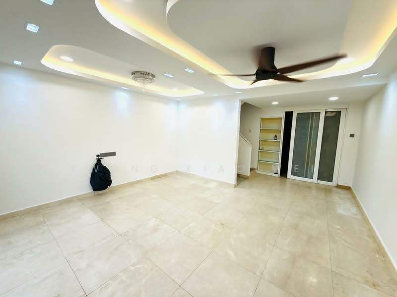 2-storey Terraced House for Rent in Rawang (Selangor) - Kwong Xiao Wei - Living Room - PropertyGuru.com.my