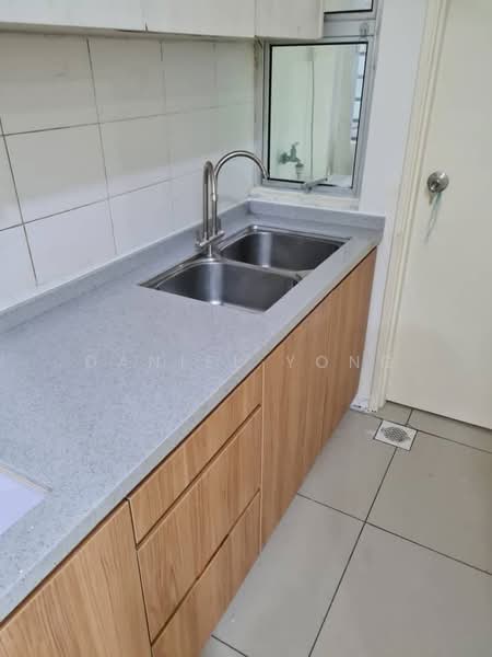 Kediaman Servis untuk Dijual di Greenfield Regency - Daniel Yong - Kitchen - PropertyGuru.com.my