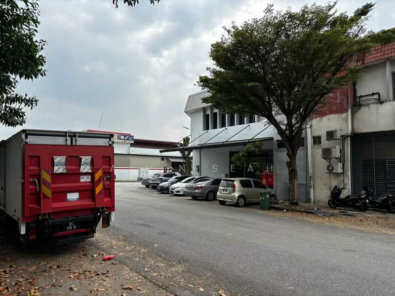 Kilang untuk Dijual di Taman Perindustrian Puchong Utama (Puchong) - Alvin Seah - Exterior - PropertyGuru.com.my