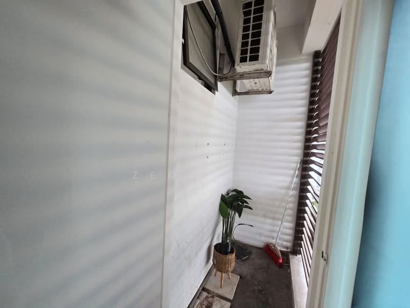 Pejabat untuk Dijual di Permas Jaya (Johor) - Zeon Lim - Balcony - PropertyGuru.com.my