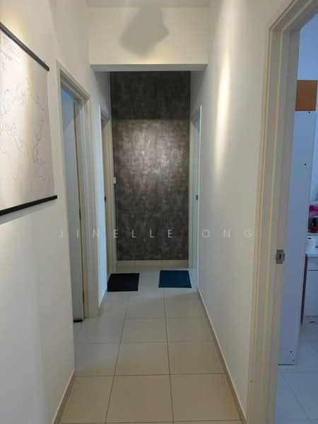 Condominium for Rent at i-Santorini - Jinelle Ong - Corridor - PropertyGuru.com.my