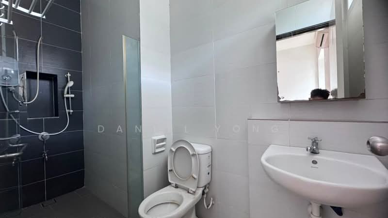Rumah Kluster untuk Disewa di Taman Adda Heights (Tebrau) - Daniel Yong - Bathroom - PropertyGuru.com.my