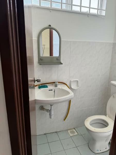 Bungalow House for Rent in Pantai Sepang Putra (Sepang) - John Tee - Bathroom - PropertyGuru.com.my