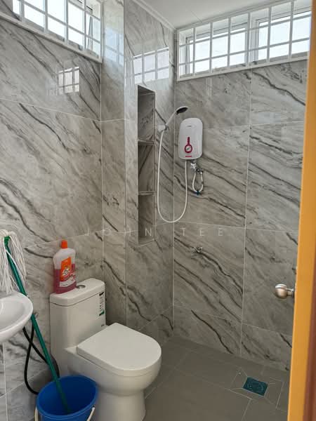 Bungalow House for Rent in Pantai Sepang Putra (Sepang) - John Tee - Bathroom - PropertyGuru.com.my
