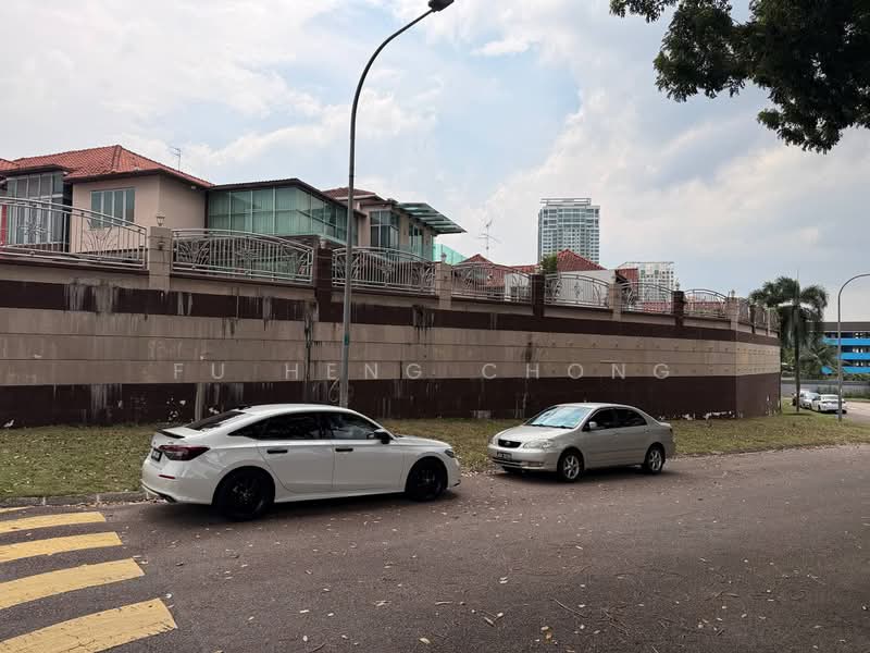 Semi-Detached House for Sale in Taman Molek (Johor Bahru) - Fu Heng Chong - Exterior - PropertyGuru.com.my