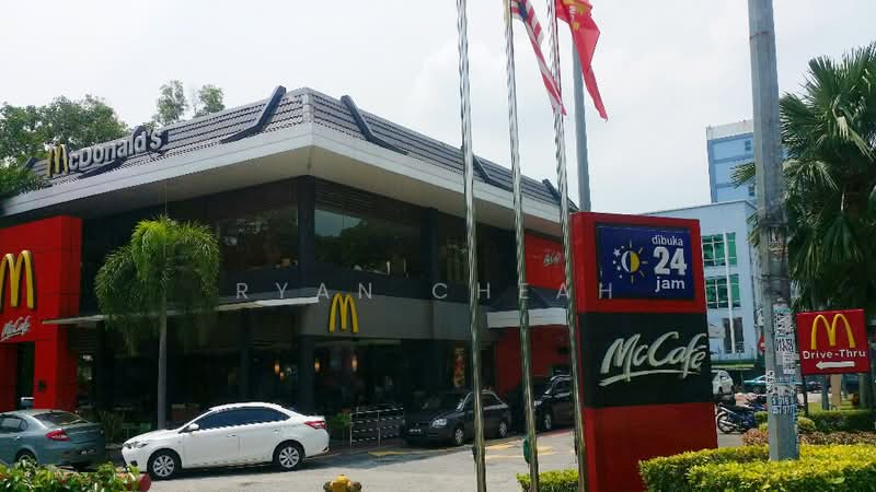 Kedai untuk Disewa di Bandar Sri Damansara (Selangor) - Ryan Cheah - Exterior - PropertyGuru.com.my