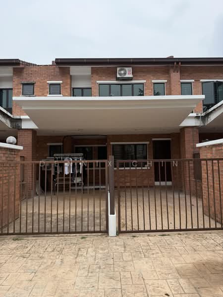 Rumah Bandar untuk Disewa di Sungai Long (Bandar Sungai Long) - Dennix Chin - Exterior - PropertyGuru.com.my
