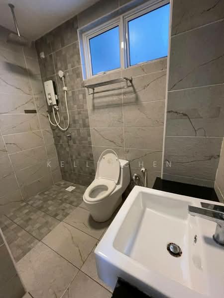 Service Residence for Rent at Pinnacle Tower - Kelly Chen - Bathroom - PropertyGuru.com.my