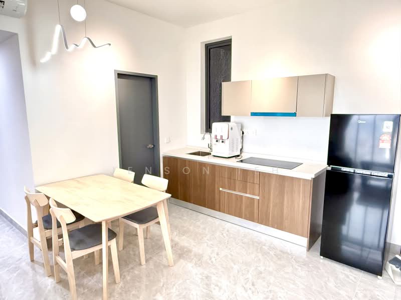 Servis Apartment untuk Disewa di Altris Residences @ The Quartz WM - Jenson Teh - Kitchen - PropertyGuru.com.my