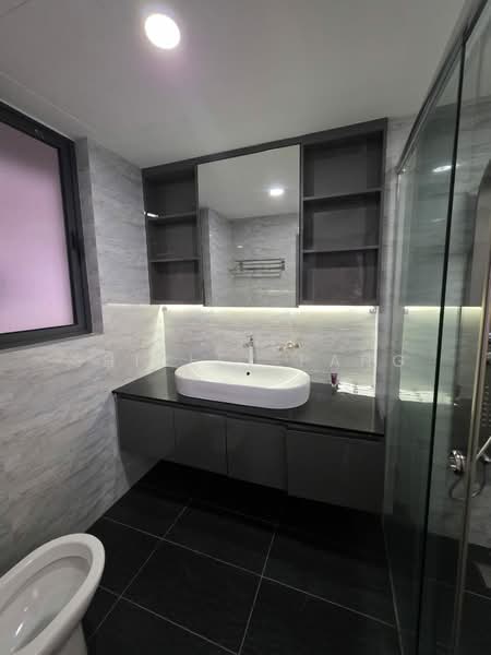 Service Residence for Sale at V@SUMMERPLACE - Shirley Pang - Bathroom - PropertyGuru.com.my