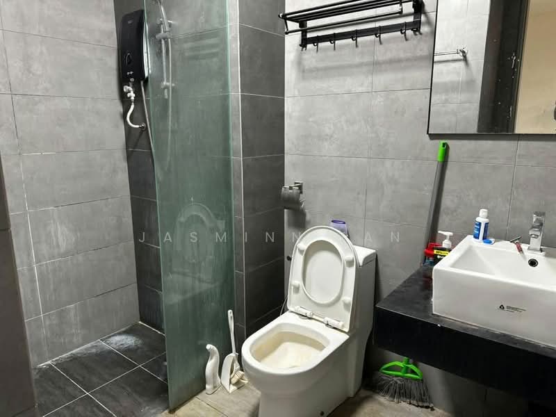 Service Residence for Rent at The Era @ Duta North - Jasminn Tan - Bathroom - PropertyGuru.com.my