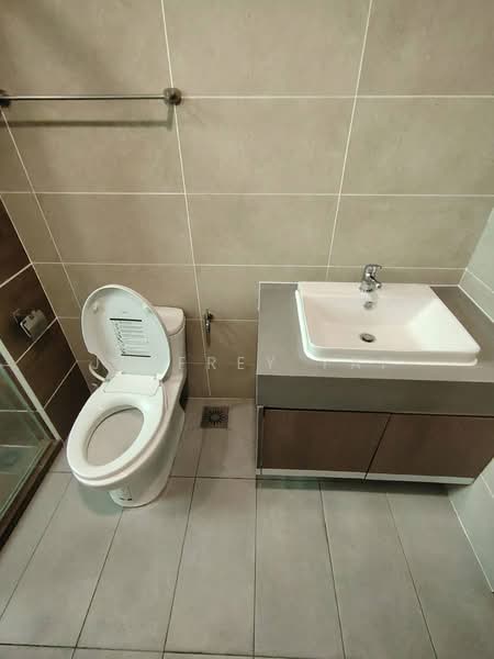 Kondominium untuk Disewa di Hillcrest Heights - Jeffrey Yap - Bathroom - PropertyGuru.com.my