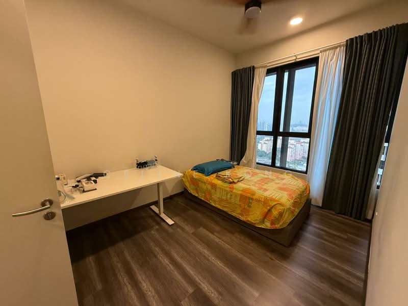 Kondominium untuk Dijual di The Rainz - Celine Kong - Bedroom - PropertyGuru.com.my