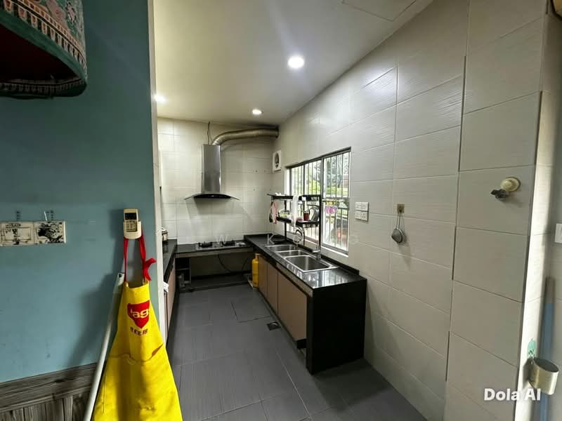 Rumah Teres 2-Tingkat untuk Dijual di Taman Selayang Jaya (Selayang) - CW Kong - Kitchen - PropertyGuru.com.my