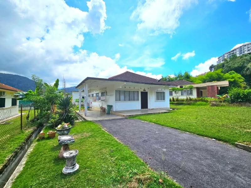 Bungalow House for Sale in Tanjung Bungah (Penang) - Max Ng - Exterior - PropertyGuru.com.my