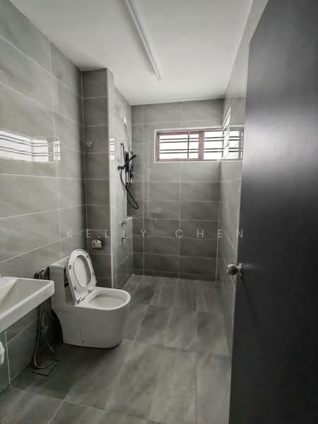 2-storey Terraced House for Rent in Taman Austin Duta (Tebrau) - Kelly Chen - Bathroom - PropertyGuru.com.my