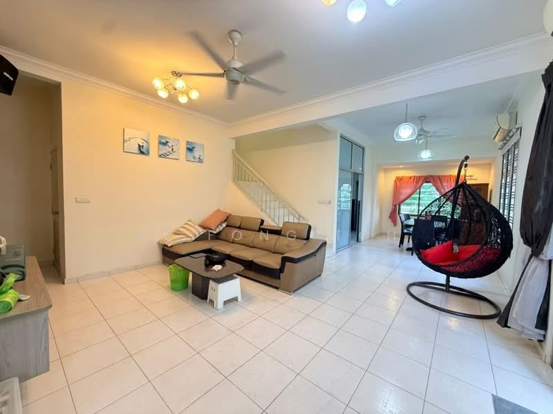 2-storey Terraced House for Sale in Taman Nusa Idaman (Iskandar Puteri (Nusajaya)) - Ee Fong Toh - Living Room - PropertyGuru.com.my