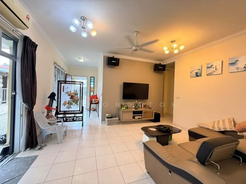 2-storey Terraced House for Sale in Taman Nusa Idaman (Iskandar Puteri (Nusajaya)) - Ee Fong Toh - Living Room - PropertyGuru.com.my