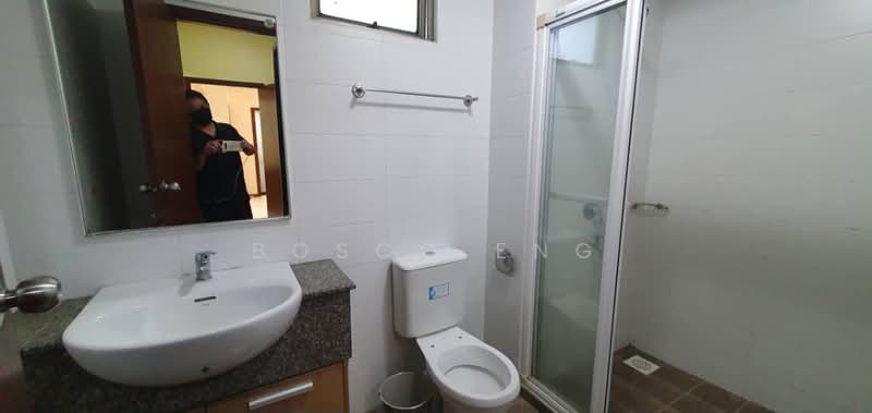 Pangsapuri untuk Disewa di Molek Pine 2 - Bosco Eng - Bathroom - PropertyGuru.com.my