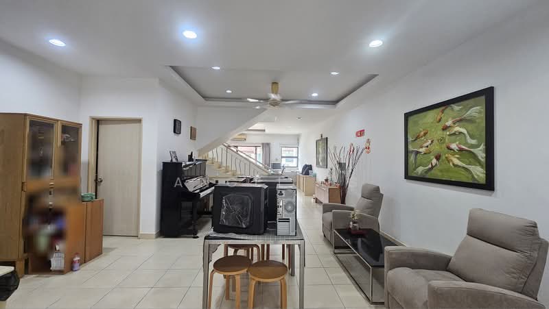 3-storey Terraced House for Sale in Taman Bukit Prima (Cheras) - Angel Ng - Living Room - PropertyGuru.com.my