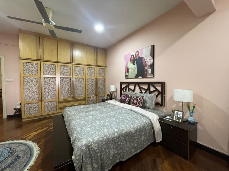 Kondominium untuk Dijual di Armanee Terrace - Cameron Daniels - Bedroom - PropertyGuru.com.my