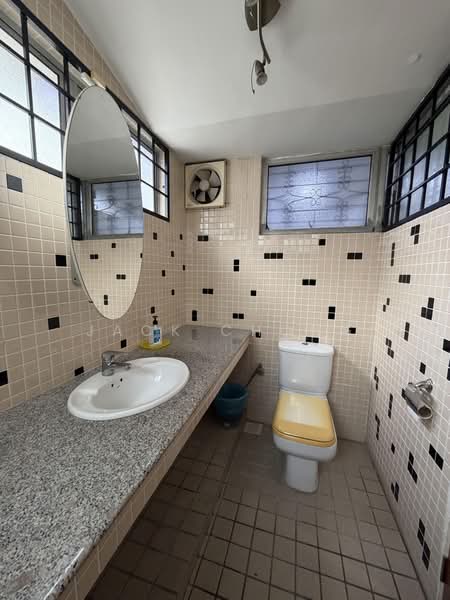 Rumah Banglo untuk Dijual di Taman Tun Dr Ismail (Kuala Lumpur) - Jack Chong - Bathroom - PropertyGuru.com.my