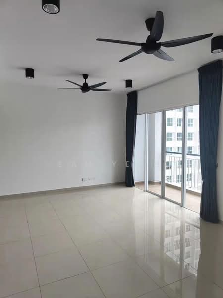 Condominium for Sale at Imperial Grande - Sam Yeoh - Living Room - PropertyGuru.com.my