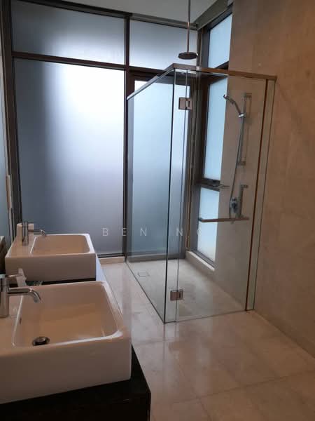 Kondominium untuk Dijual di Suria Stonor - BEN NG - Bathroom - PropertyGuru.com.my