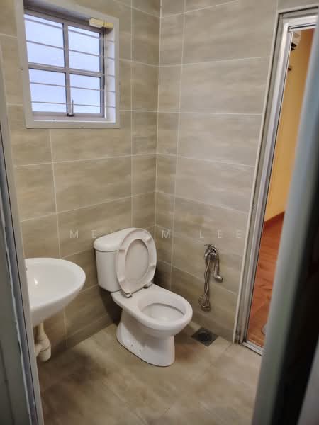Rumah Berkembar untuk Dijual di Cheras (Selangor) - Mei SM Lee - Suasana, Bandar Tun Hussein Onn Bathroom - PropertyGuru.com.my