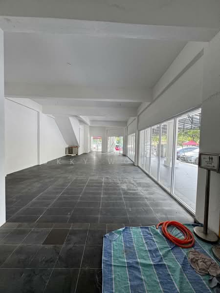 Kedai untuk Disewa di Bandar Puteri Puchong (Puchong) - Vickky Wong CF - Interior - PropertyGuru.com.my