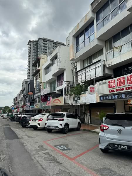 Kedai untuk Disewa di Bandar Puteri Puchong (Puchong) - Vickky Wong CF - Exterior - PropertyGuru.com.my