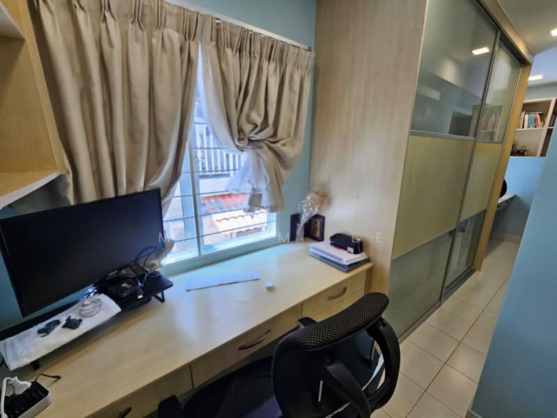 3-storey Terraced House for Sale in Taman Bukit Segar Jaya 1 (Cheras) - Mei SM Lee - Taman Bukit Segar Jaya 1 Study - PropertyGuru.com.my