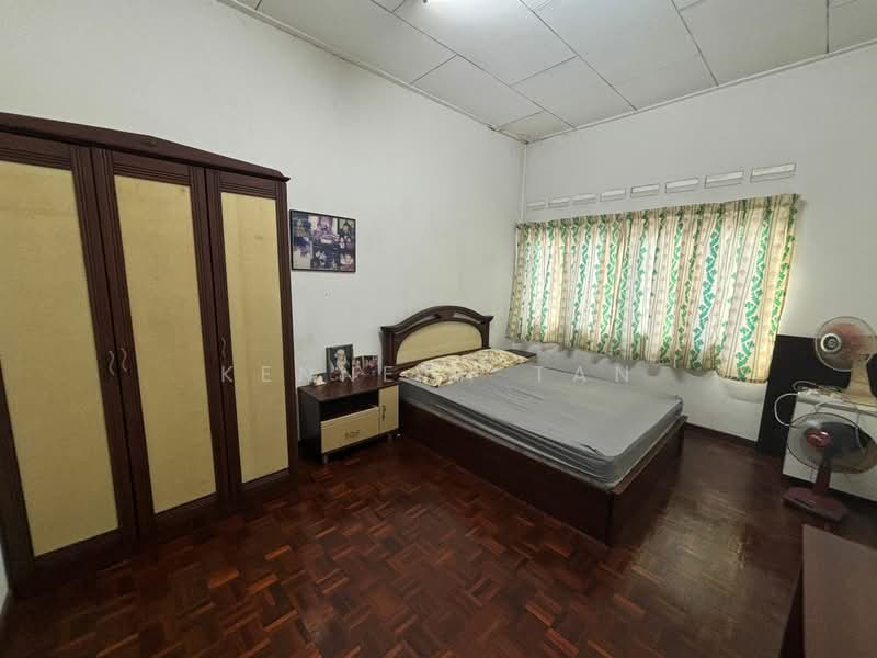 Rumah Teres 2 Tingkat untuk Disewa di Taman Pelangi (Johor Bahru) - Kenneth Tan - PropertyGuru.com.my