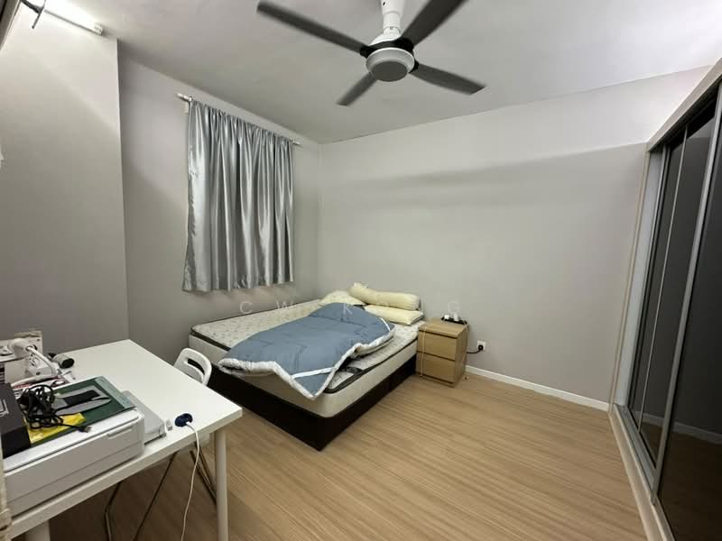 Pangsapuri untuk Dijual di Nova I - CW Kong - Bedroom - PropertyGuru.com.my